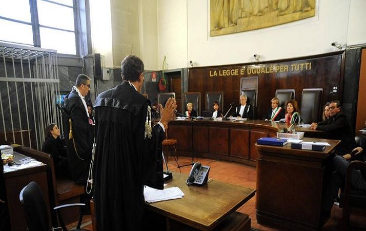 Sognare TRIBUNALE  Significato di Giudici, Avvocati e Processi nei sogni