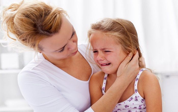 Sognare mia madre che vuole forarmi le orecchie  Il sogno di  Maria Serafina